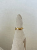 Wavy Ring Band