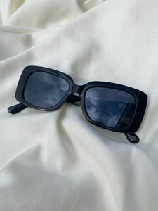 Kendra Sunnies Black