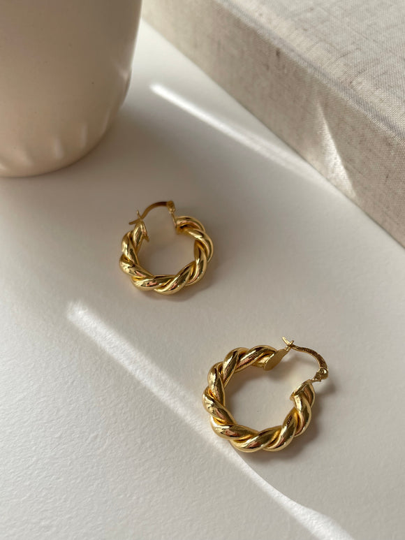 Anastasia Twirl Hoops